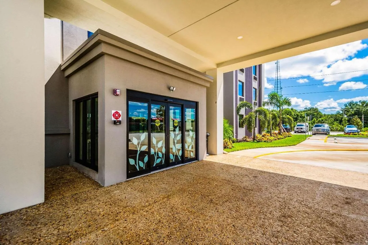 Mainstay I-75 Sarasota