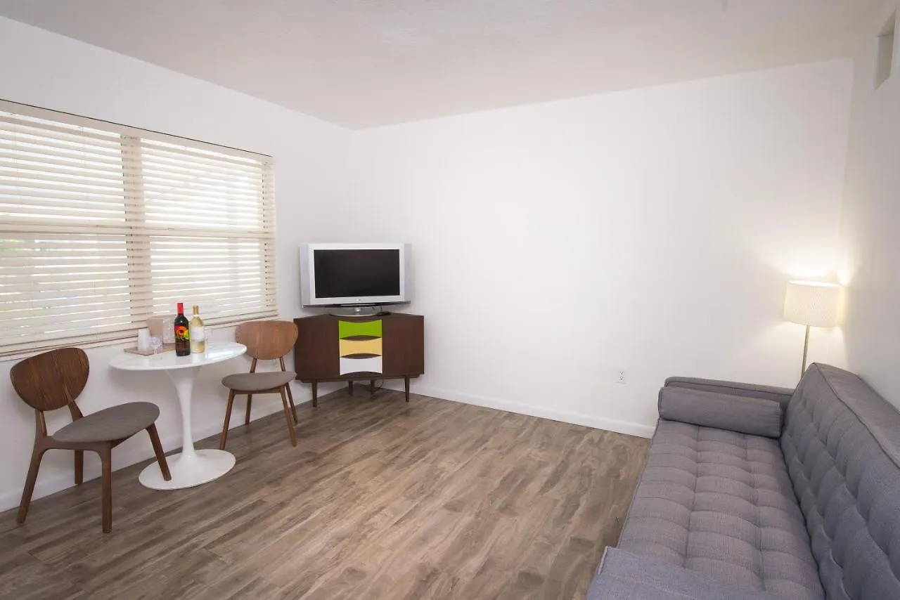 Regency & 2* Sarasota