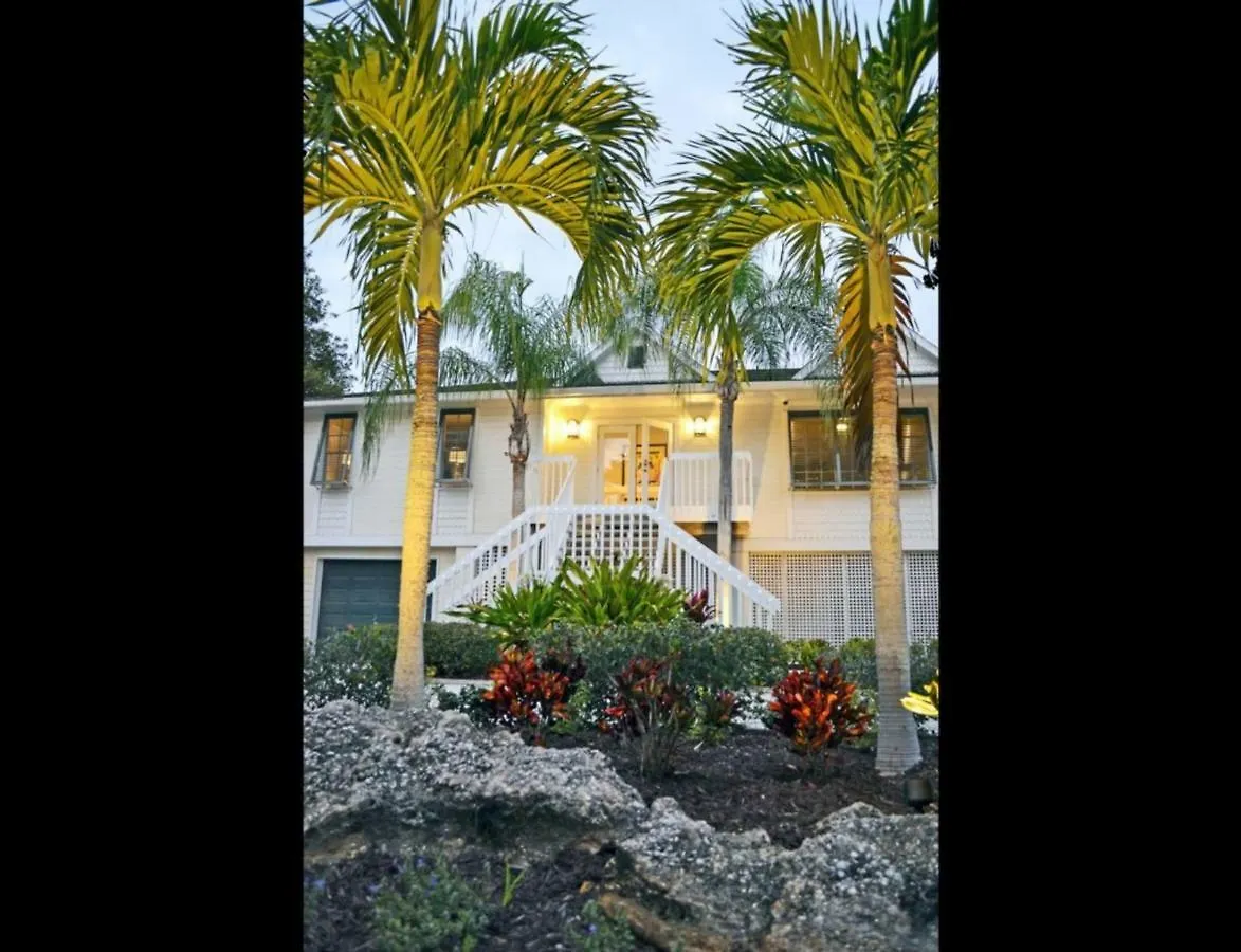 Holiday home Shell 209 *