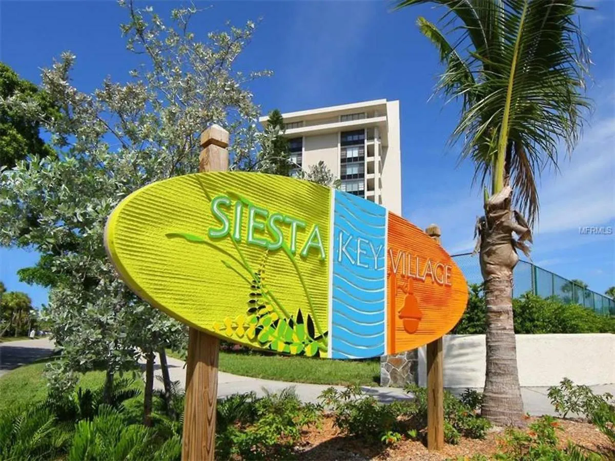 Holiday home Shell 209 *