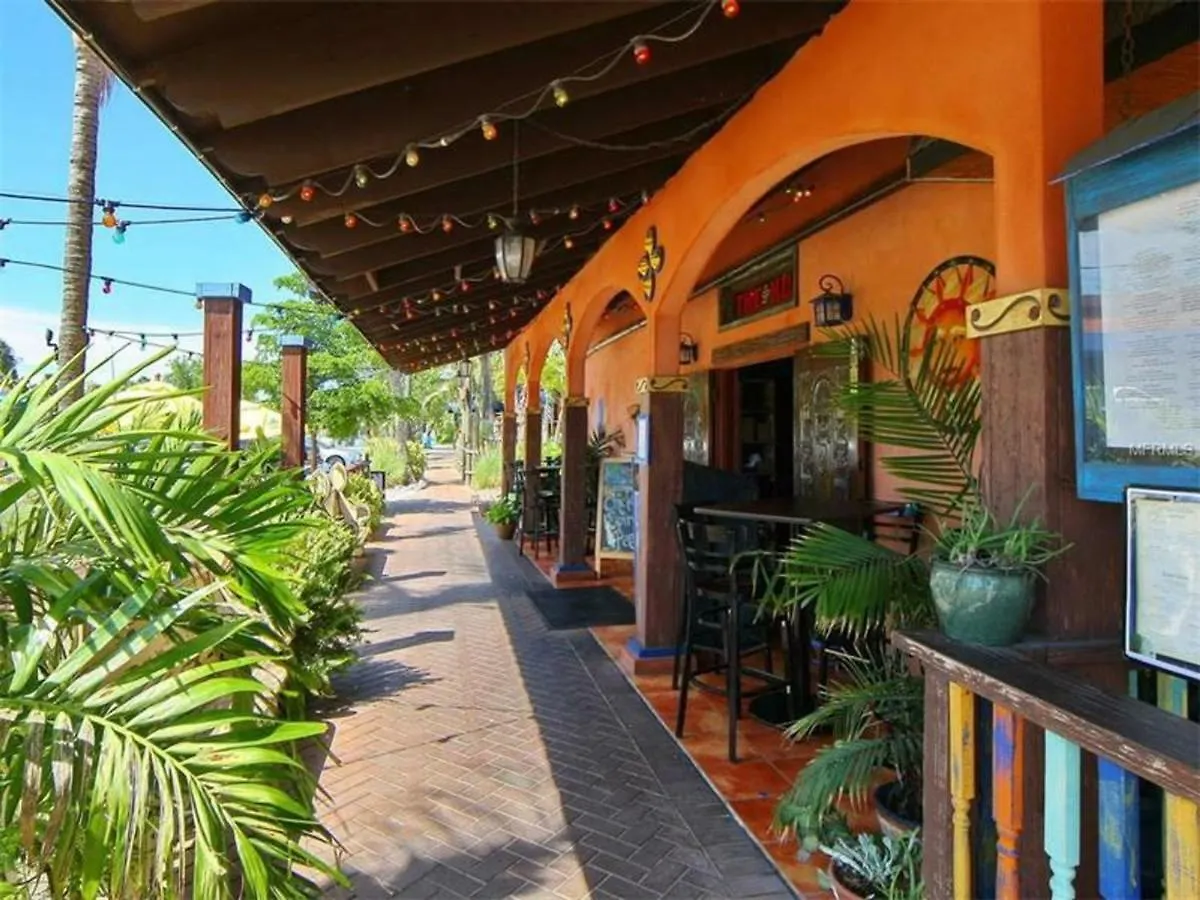 Holiday home Shell 209 *