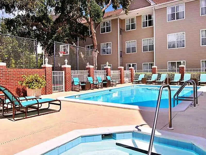 Hotel By Marriott Bradenton 3*