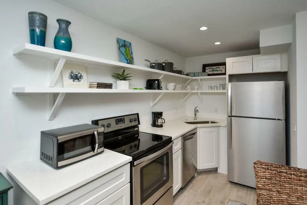 Tropical Breeze Hotel apartamentowy Sarasota