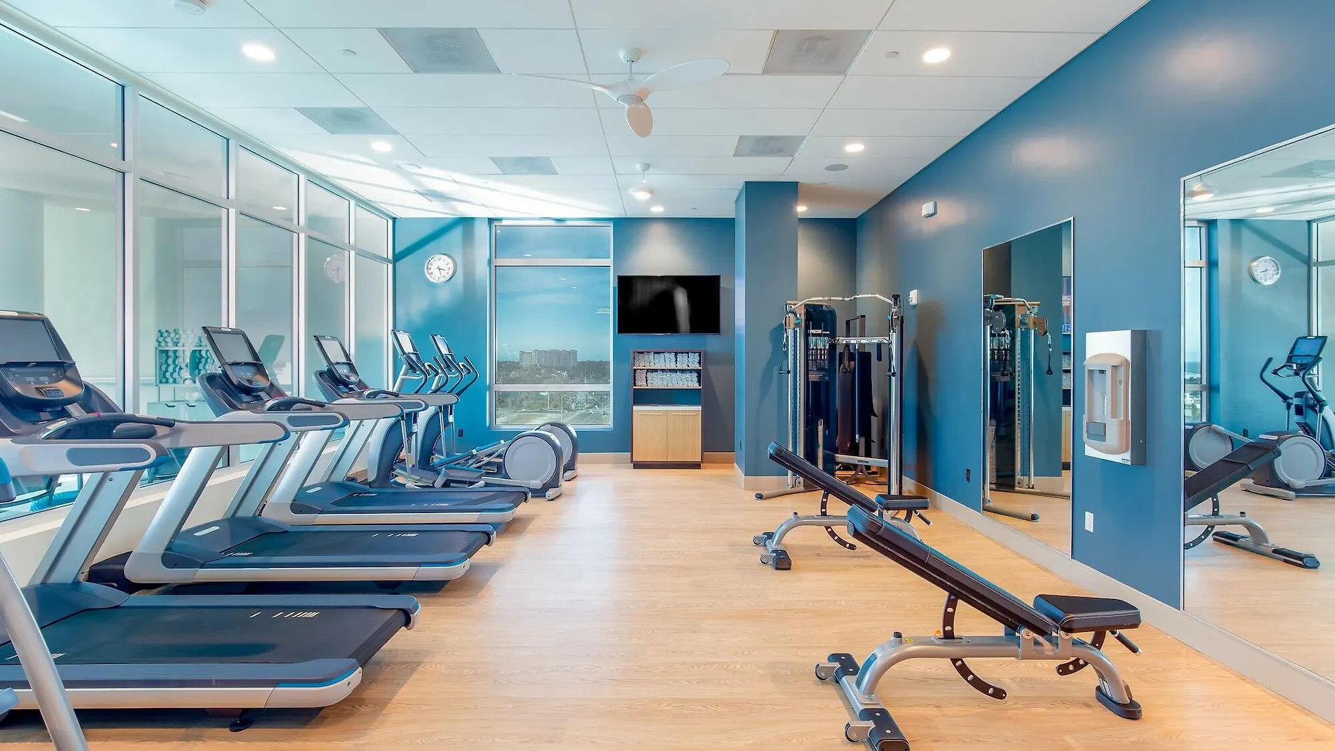 Embassy By Hilton 4*