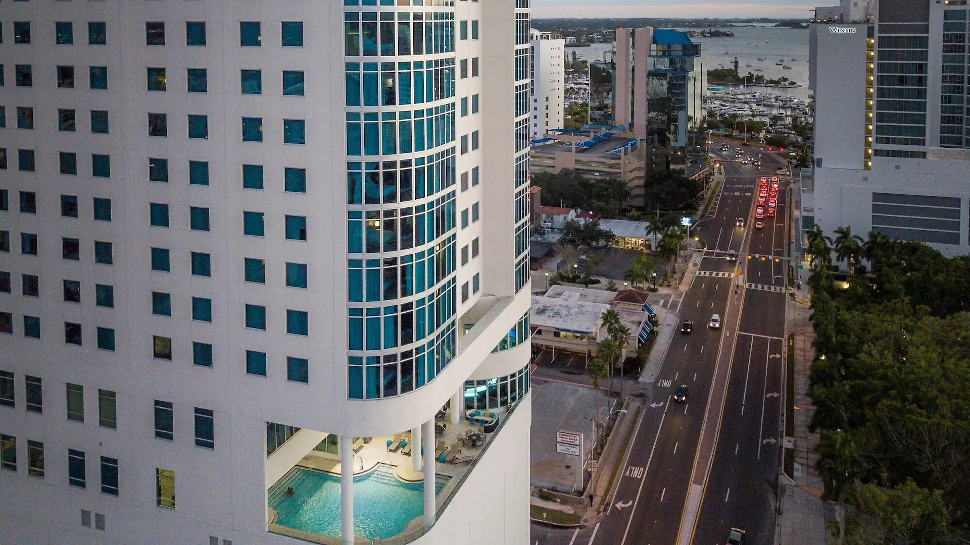 Hotel Embassy By Hilton 4*