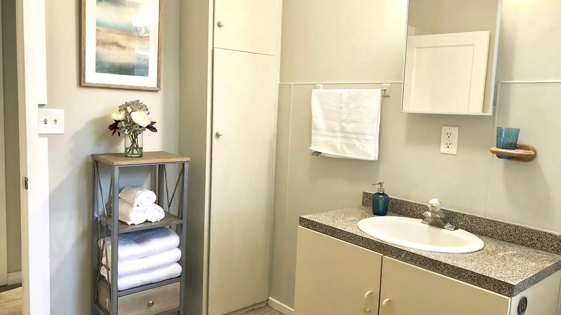 Apartment Downtown Near Siesta Key Beaches And Golfing *
