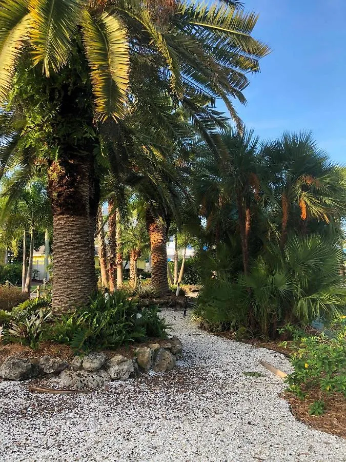 Captiva 2* Point O'Rocks