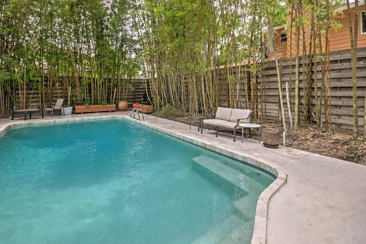 Ferienhaus House With Backyard Oasis 6 Mi To Beach! Sarasota